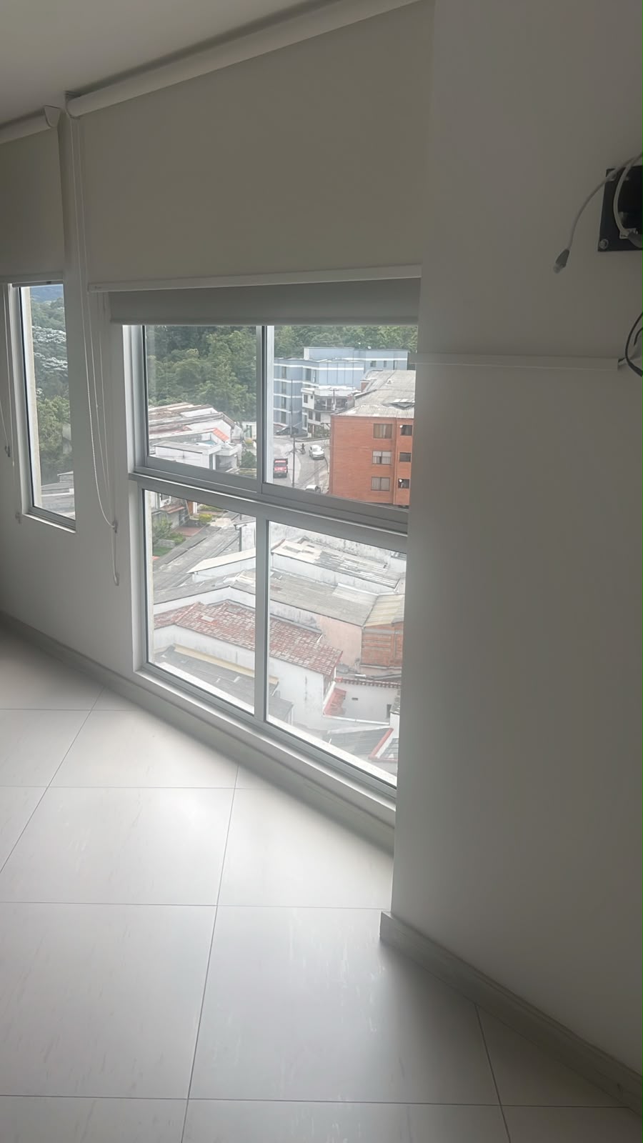 APARTAESTUDIO EN LOS ROSALES